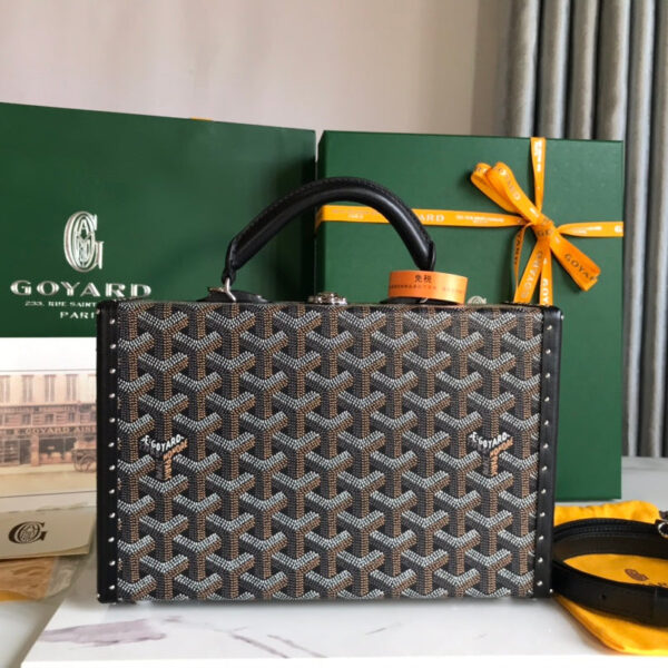 GRAND HTEL TRUNK BAG 24 IN BLACK GOYARDINE CANVAS AND CALFSKIN