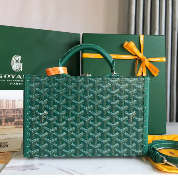 GRAND HTEL TRUNK BAG 24 IN GREEN GOYARDINE CANVAS AND CALFSKIN