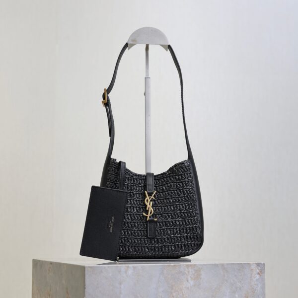 YSL 25S LE 5  7 SUPPLE SMALL 16 IN BLACK RAFFIA AND LEATHER GOLD HARDWRE