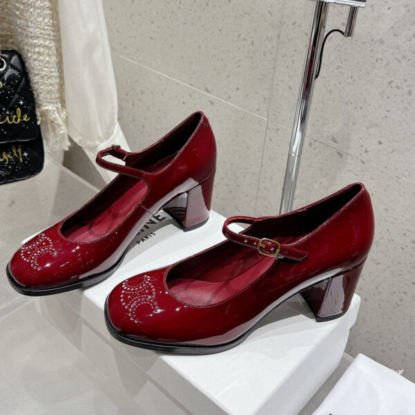HIGH MARY JANE SHOES IN GARNET RED PATENT CALFSKIN