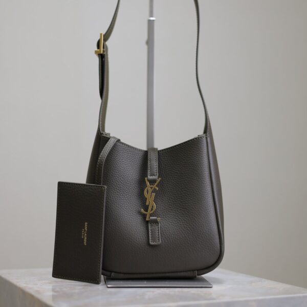 YSL 25S LE 5  7 BAG 16 IN LIGHT MUSK GRAINED CALFSKIN GOLD HARDWRE